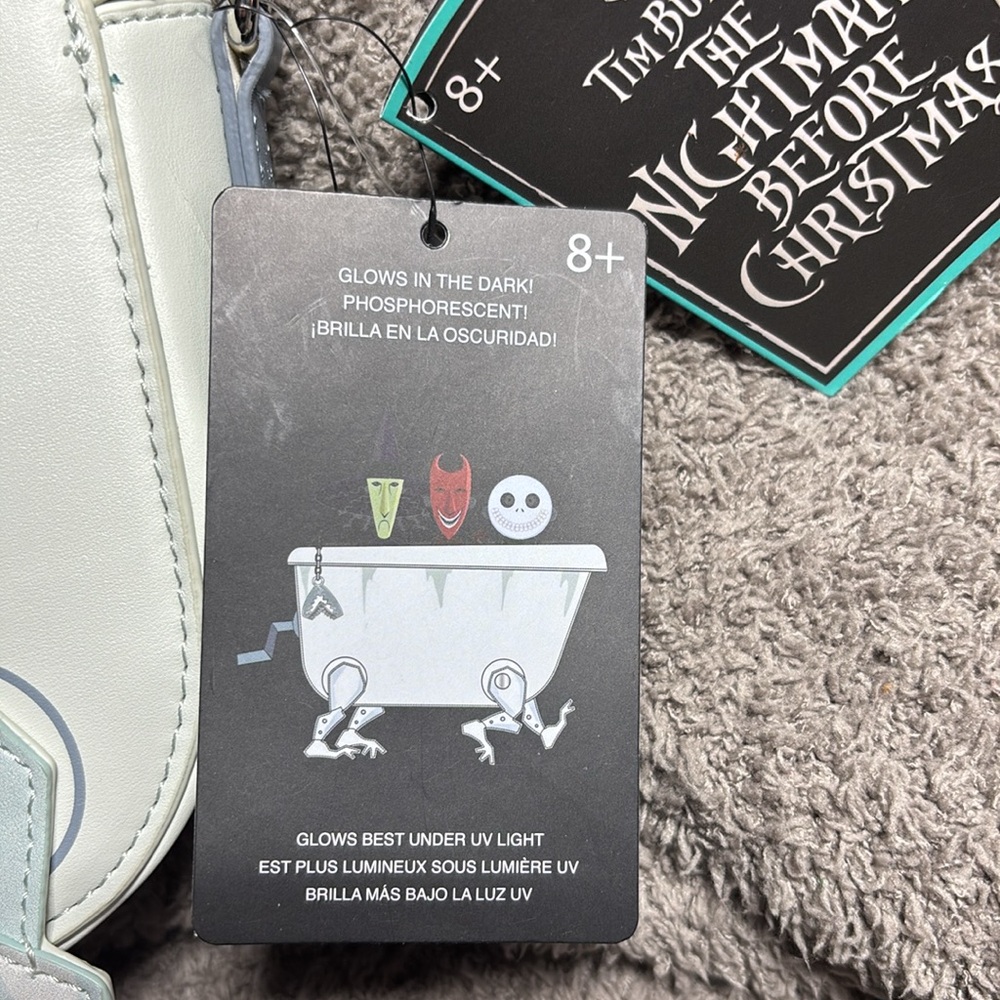 The Nightmare Before Christmas Loungefly Bag - Picture 3 of 16